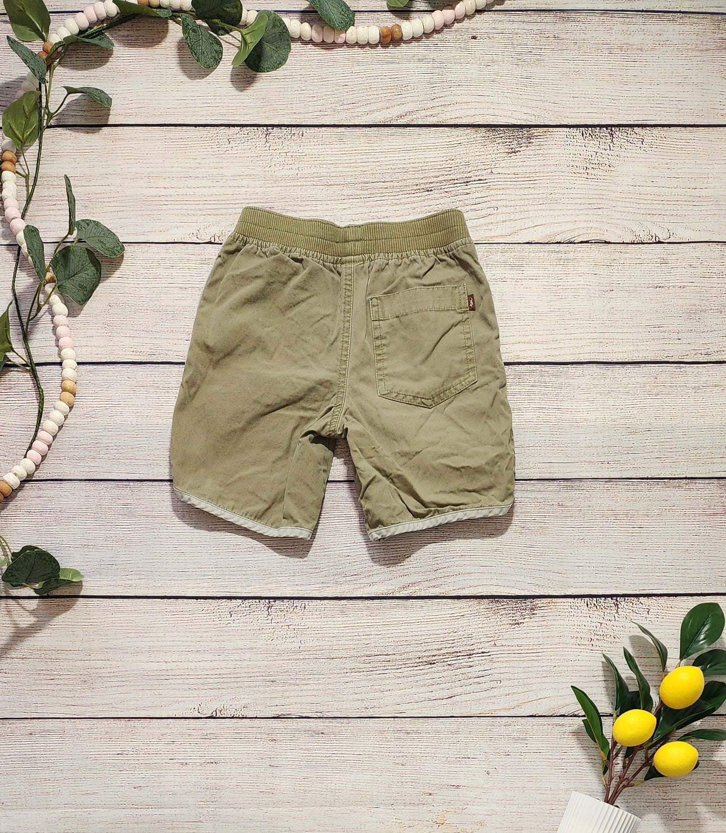 Tea Collection Shorts, Size 4