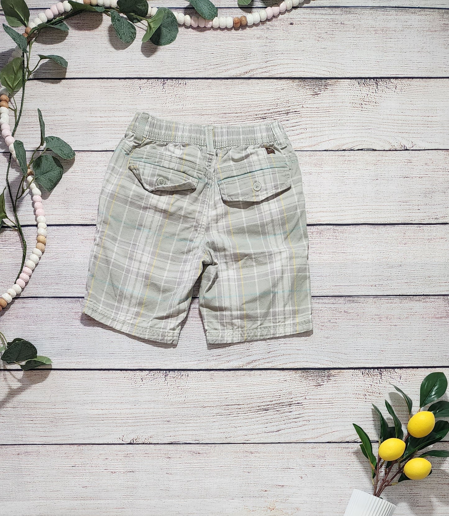 Tea Collection Shorts, Size 7