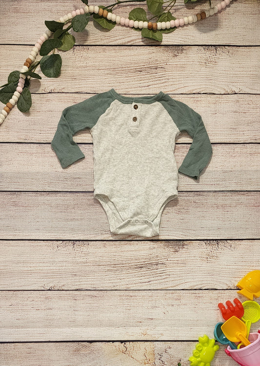 Old Navy Long Sleeve Bodysuit, 6-12 Months